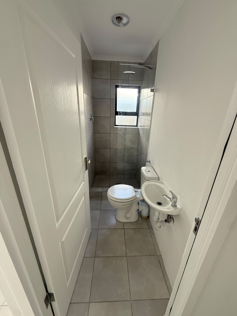 To Let 3 Bedroom Property for Rent in Kommetjie Western Cape